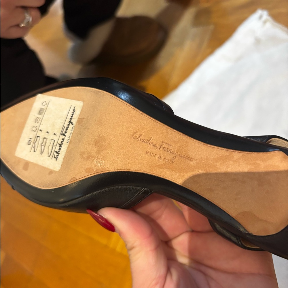 Salvatore Ferragamo Black Pointed-Toe Slingback Heels - Picture 3 of 4